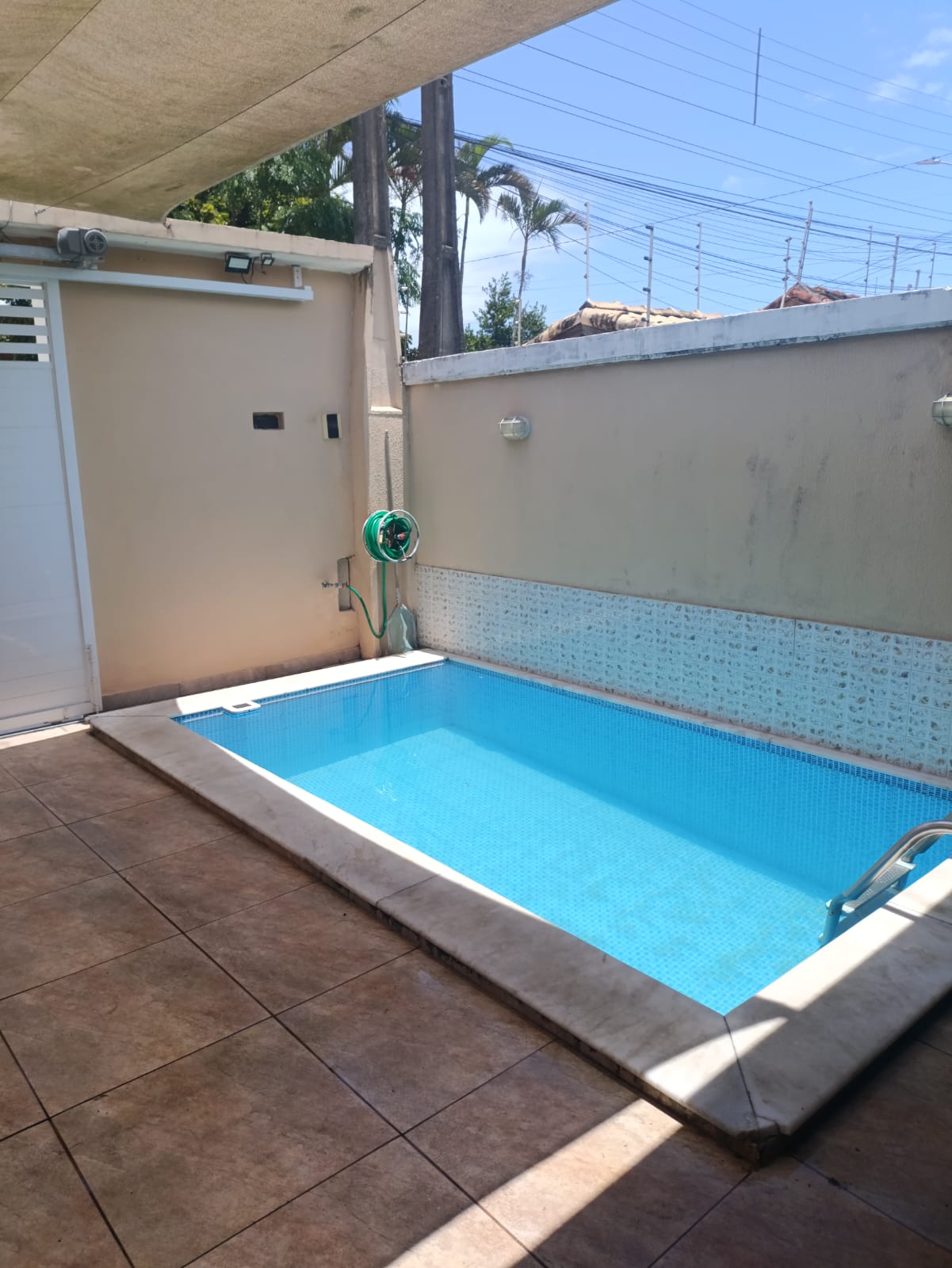 CAS261295 Casa no Suarão Itanhaém com piscina de alvenaria a 500m da praia