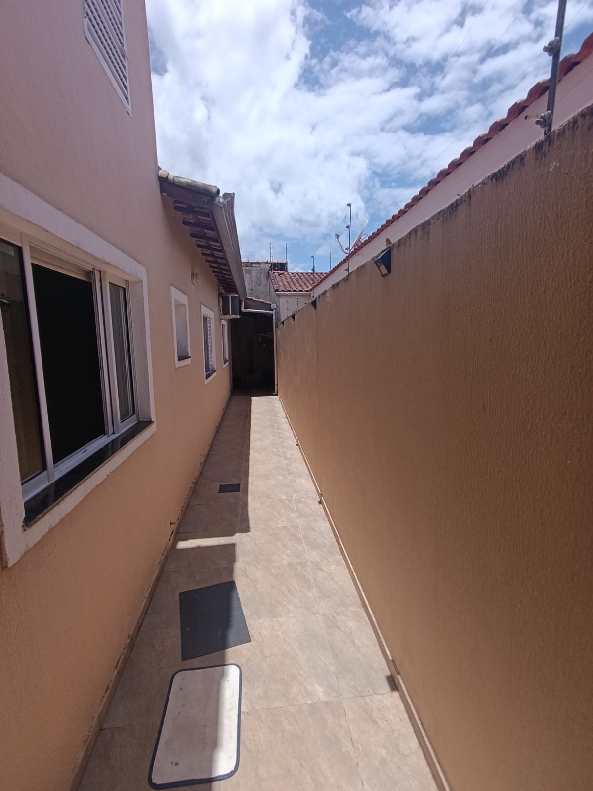 CAS261295 Casa no Suarão Itanhaém com piscina de alvenaria a 500m da praia