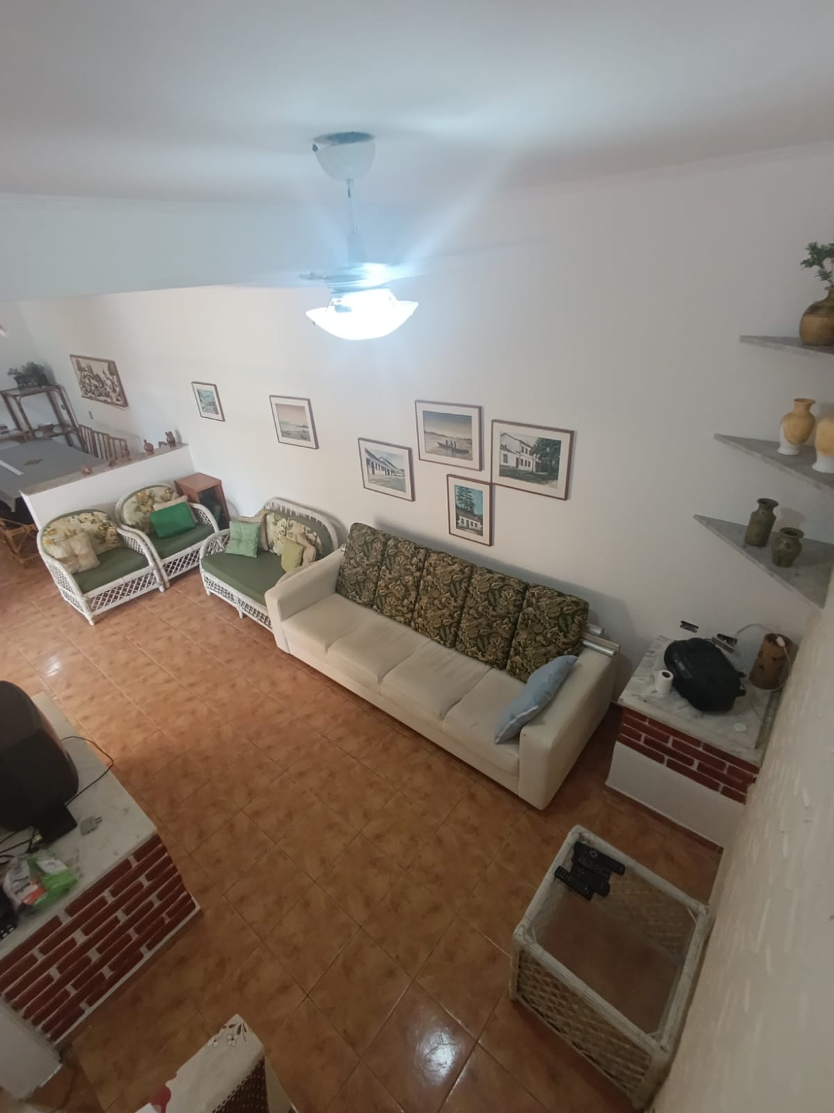 CAS261315 Sobrado de 3 andares em Itanhaém com 3 dormitórios e solarium 360 graus