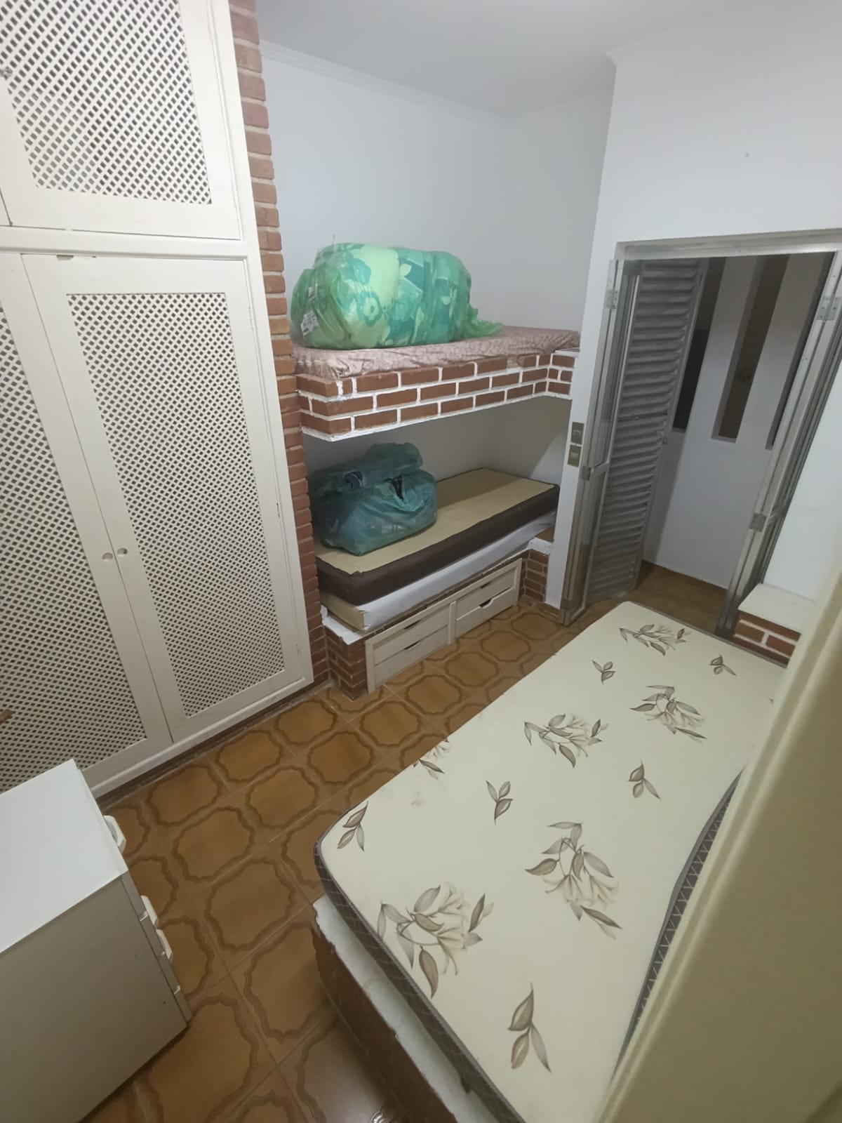 CAS261315 Sobrado de 3 andares em Itanhaém com 3 dormitórios e solarium 360 graus