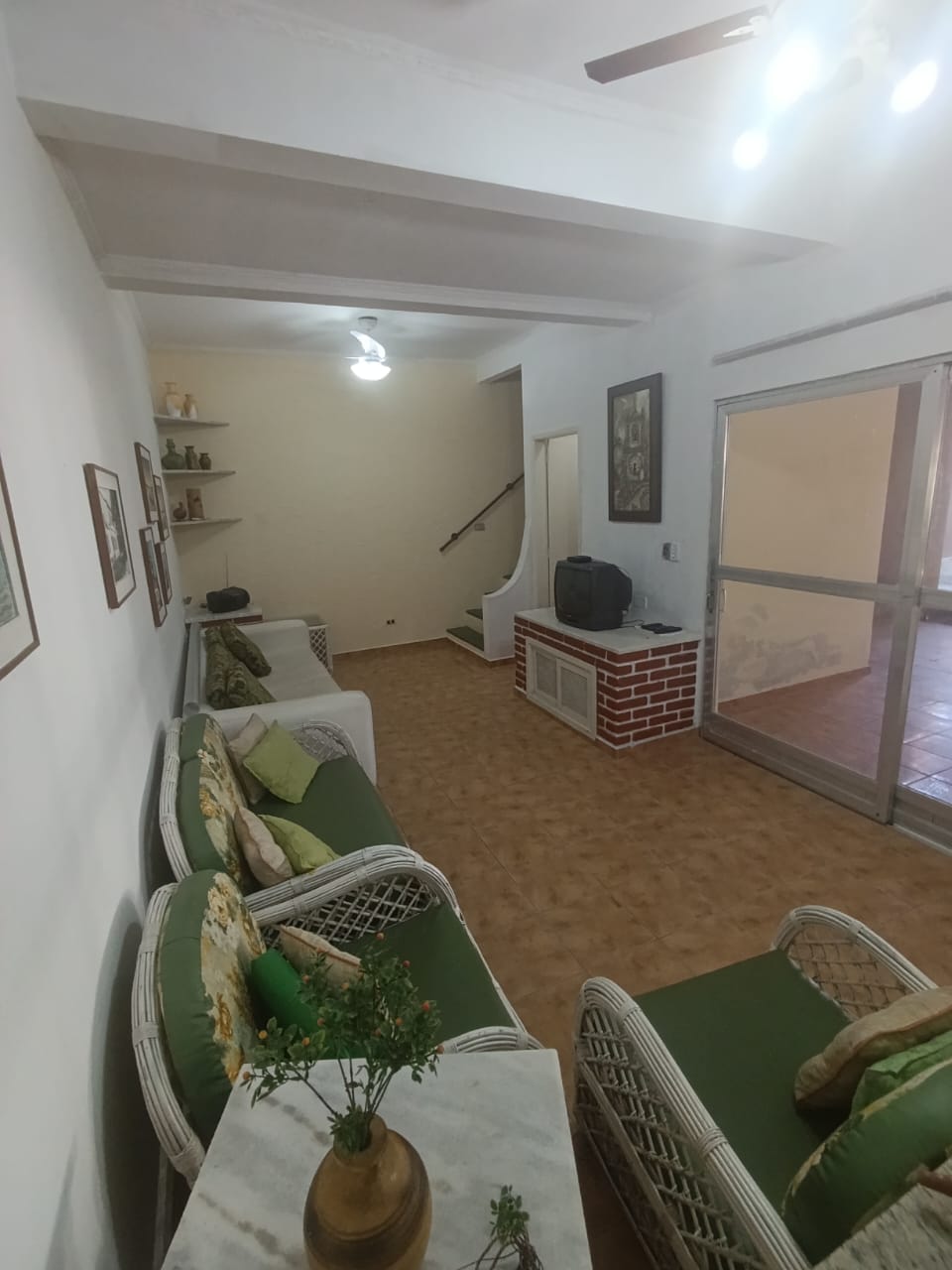 CAS261315 Sobrado de 3 andares em Itanhaém com 3 dormitórios e solarium 360 graus