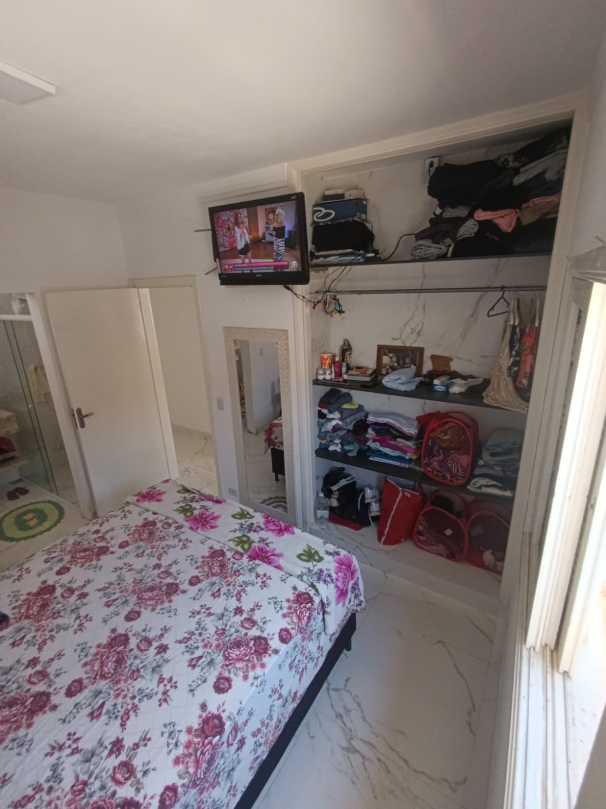 CAS261317 Casa térrea em Itanhaém com 04 dormitórios e acabamento em porcelanato