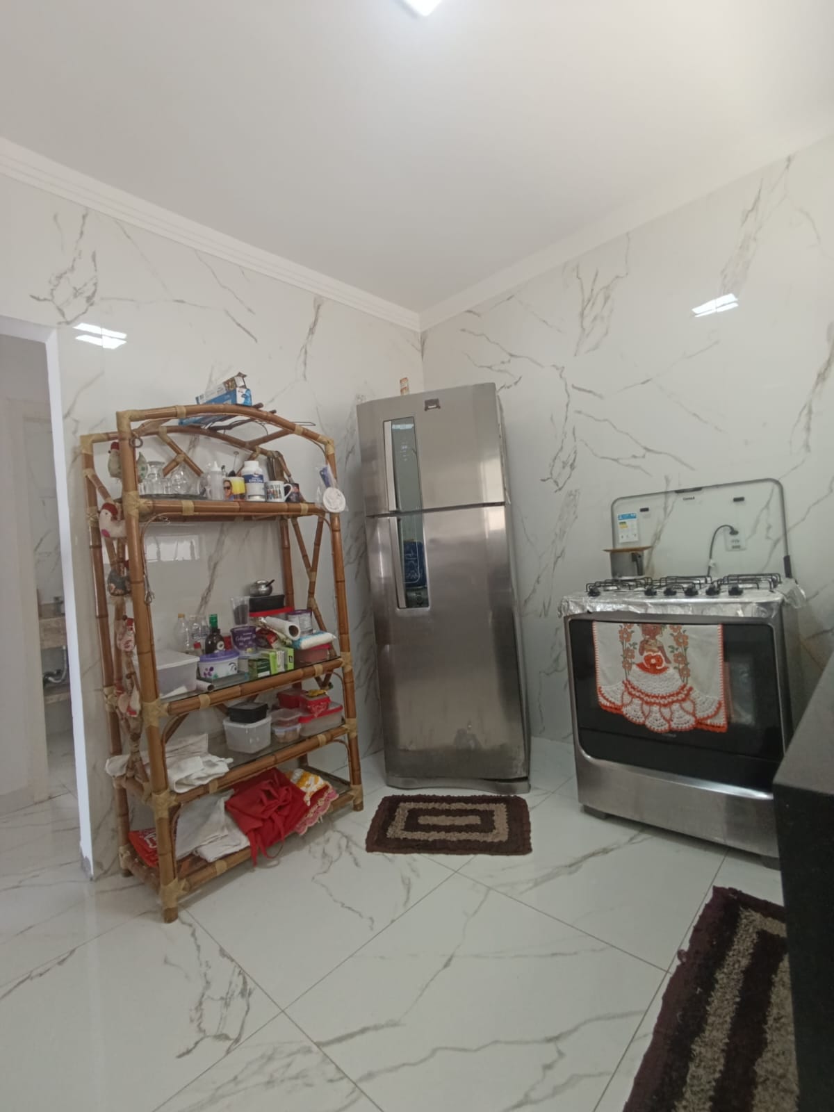 CAS261317 Casa térrea em Itanhaém com 04 dormitórios e acabamento em porcelanato