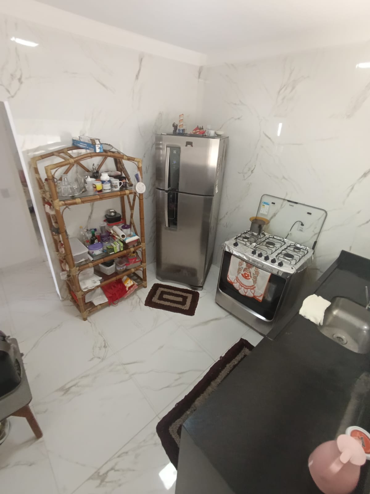 CAS261317 Casa térrea em Itanhaém com 04 dormitórios e acabamento em porcelanato