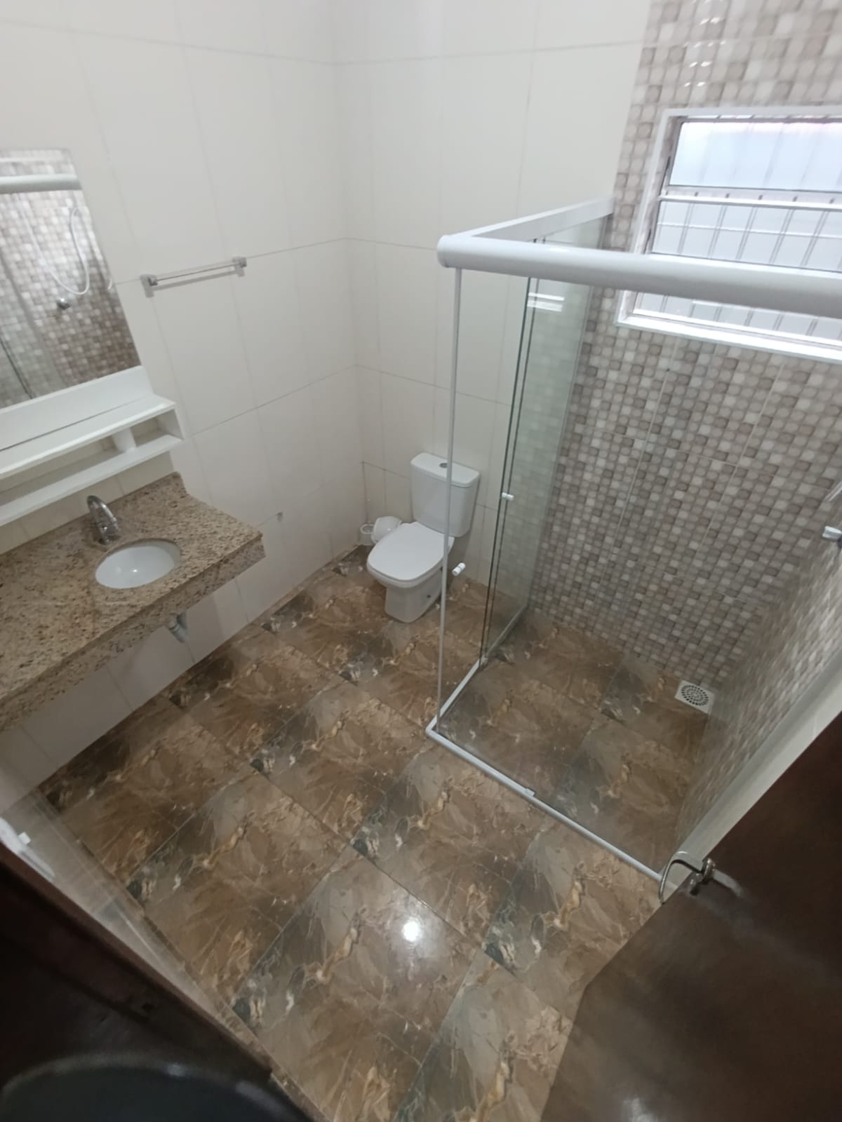 CAS261336 Duas Casas a 100m da Praia em Itanhaém – Ideal para Investimento e Renda Extra!