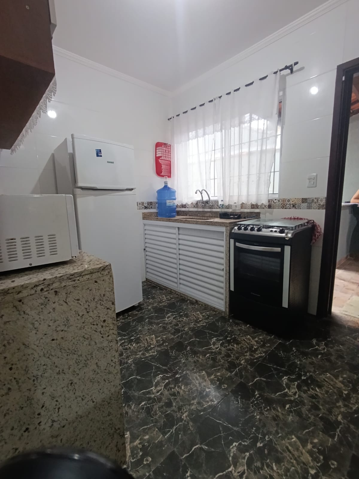 CAS261336 Duas Casas a 100m da Praia em Itanhaém – Ideal para Investimento e Renda Extra!