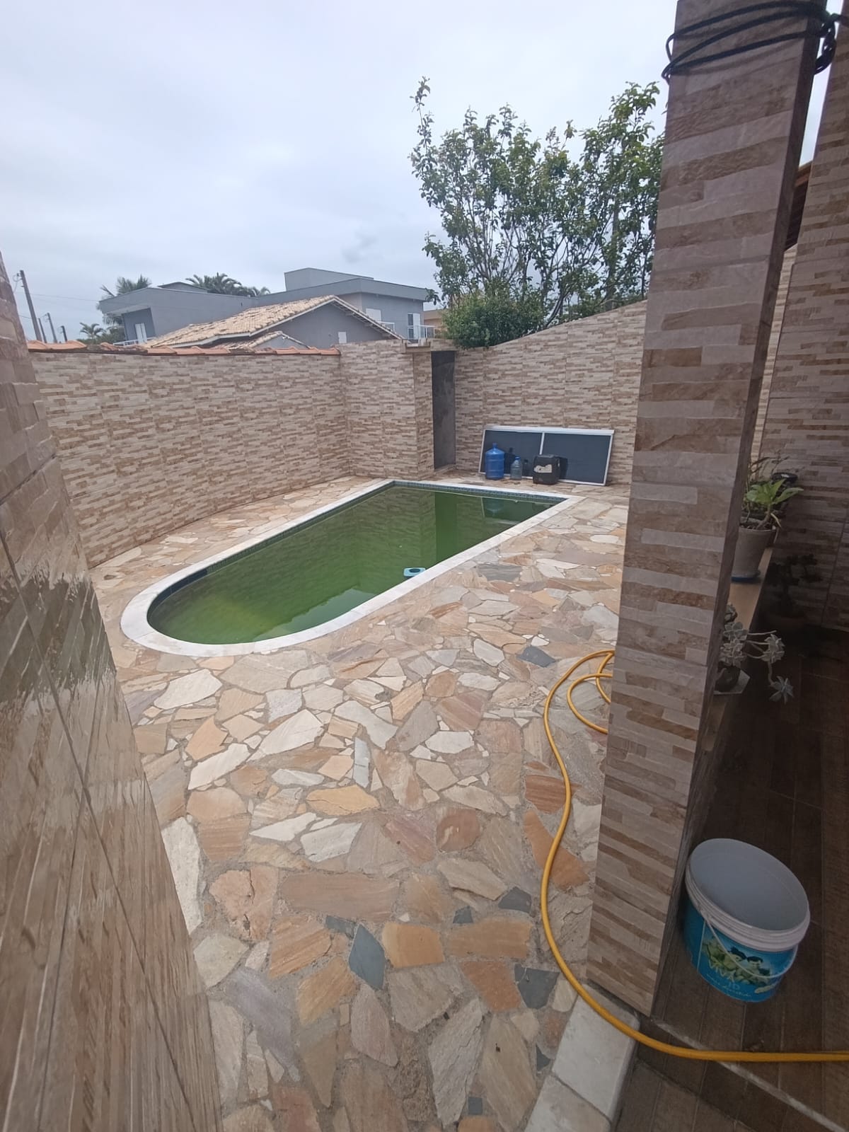 CAS261338 Casa em Itanhaém com 02 dormitórios e espaço para piscina financiada
