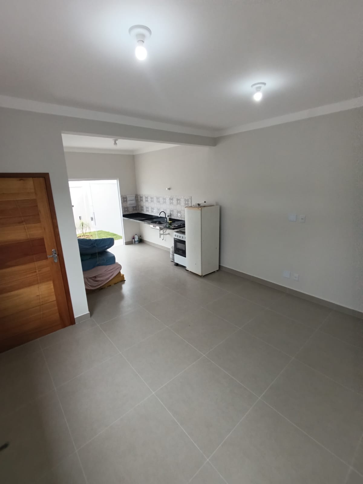 CAS261337 Casa assobradada em Itanhaém de esquina com 03 dormitórios e área gourmet