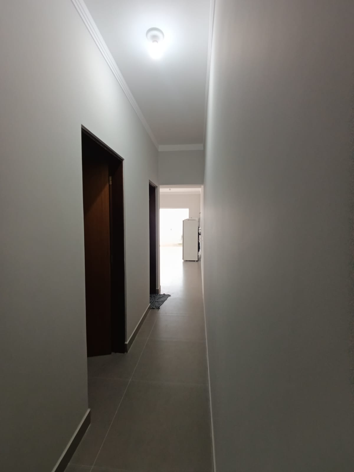 CAS261337 Casa assobradada em Itanhaém de esquina com 03 dormitórios e área gourmet