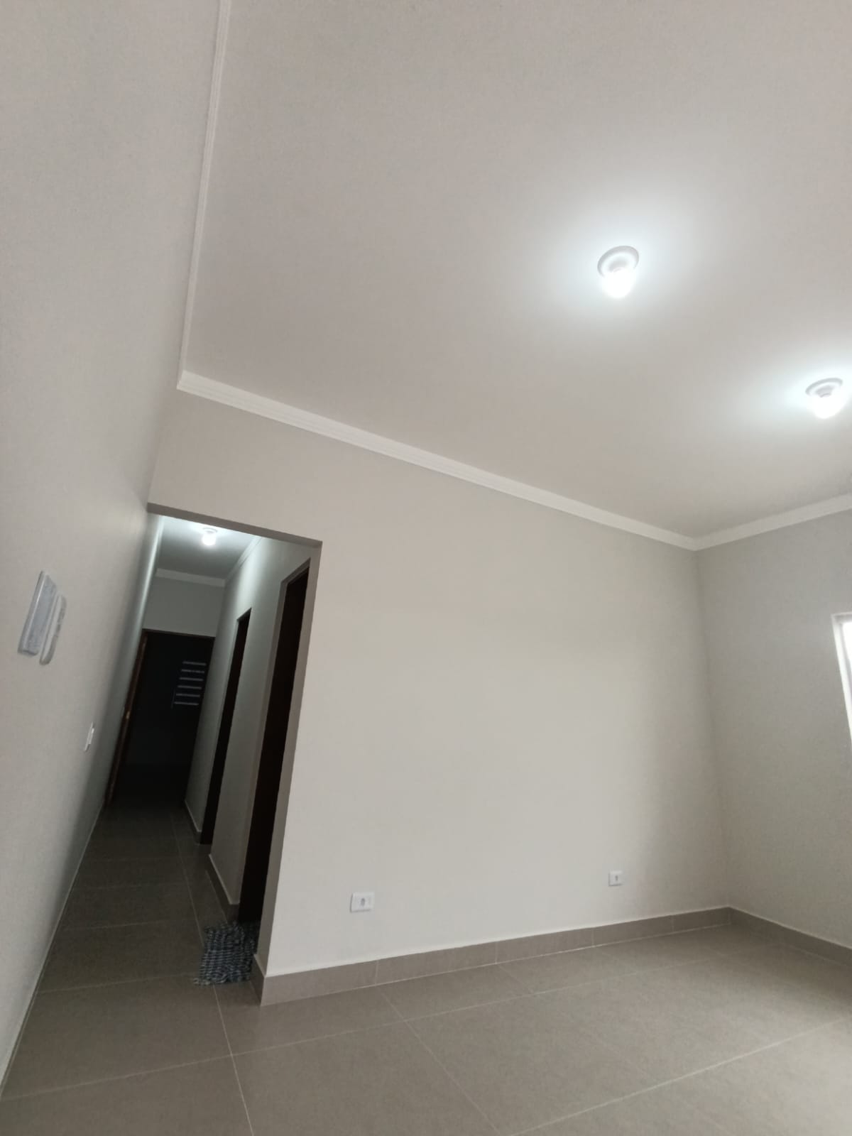 CAS261337 Casa assobradada em Itanhaém de esquina com 03 dormitórios e área gourmet
