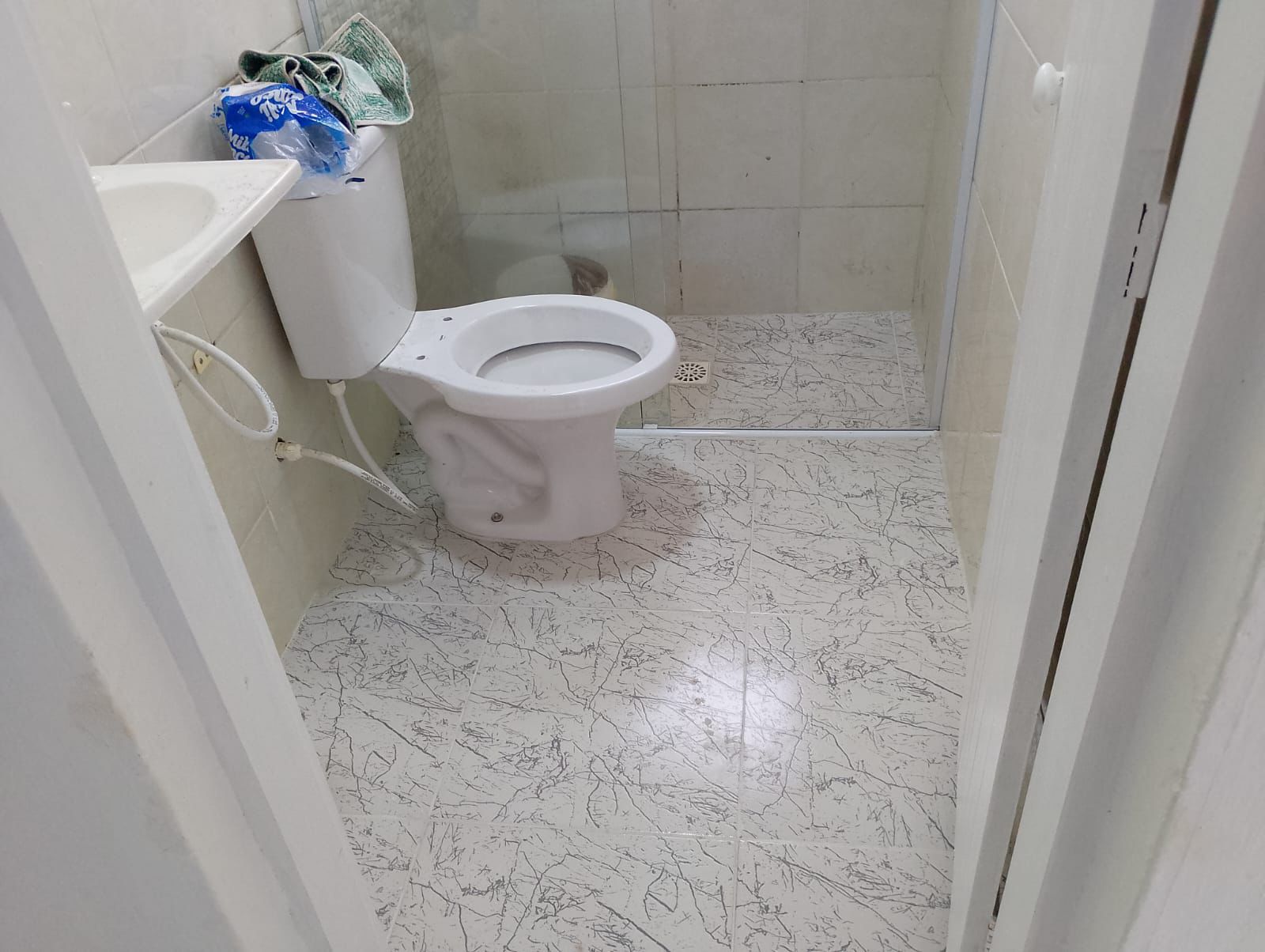 CAS261342 Edícula no Suarão Itanhaém a 100m da praia com piscina e hidromassagem!