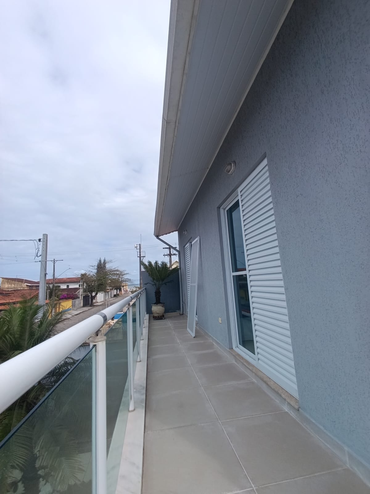 CAS261344 Sobrado Sustentável com 4 Dormitórios e Piscina a 100m do Mar em Itanhaém