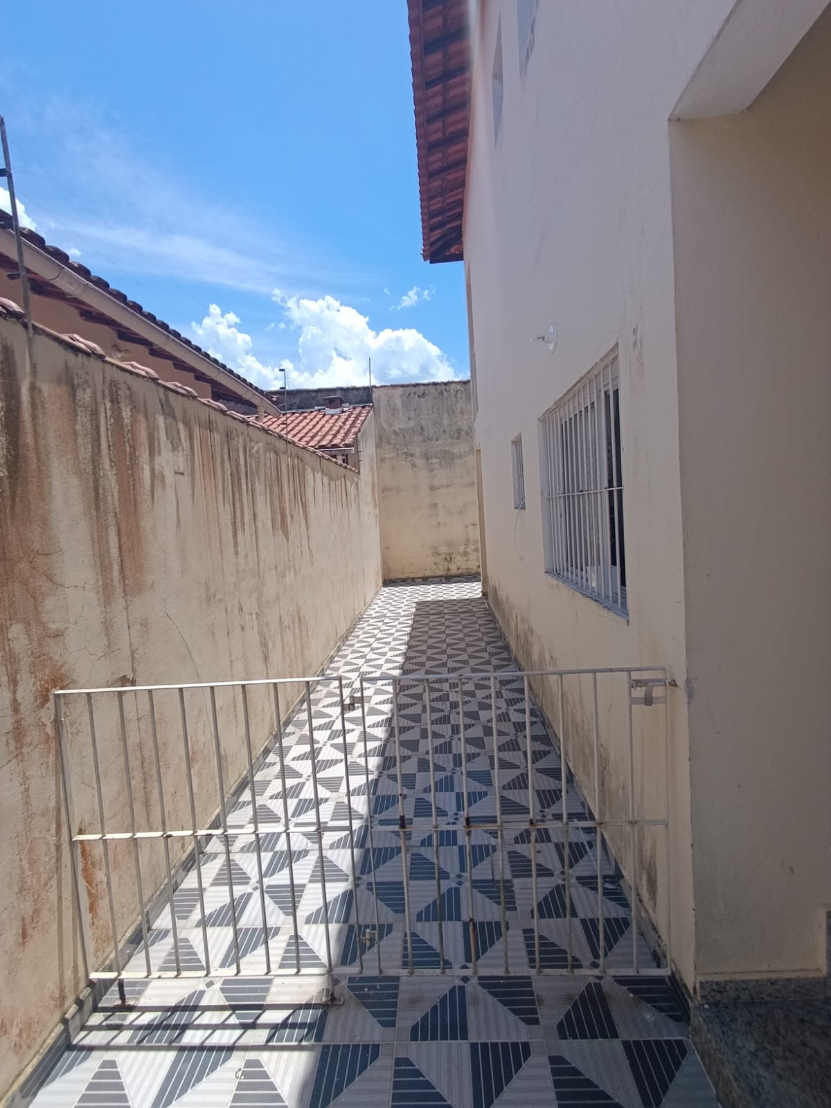 CAS261345 Casa de 2 Dormitórios com Suíte no Bairro Nossa Senhora de Sion em Itanhaém