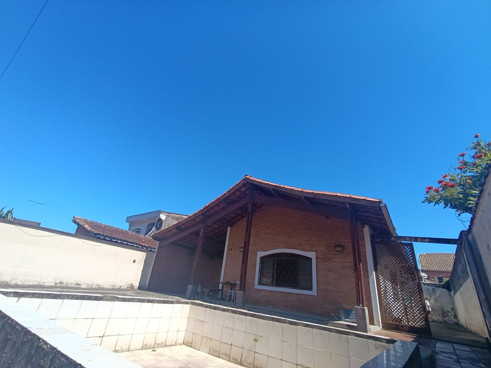 CAS261354 Casa Térrea à Venda em Itanhaém – 03 Dormitórios ao lado do Parque Amazônia