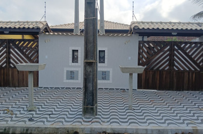 CAS261352 Casa Nova com Piscina no São Fernando Itanhaém – 02 Dormitórios