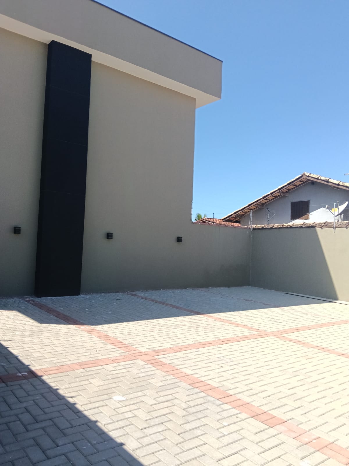 CAS261359 Sobrado Novo no Cibratel 2 Itanhaém – 02 Suítes com Piscina e Cascata