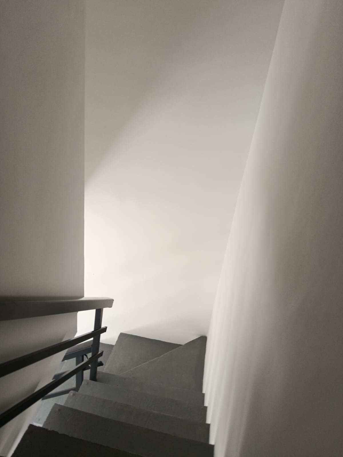 CAS261359 Sobrado Novo no Cibratel 2 Itanhaém – 02 Suítes com Piscina e Cascata