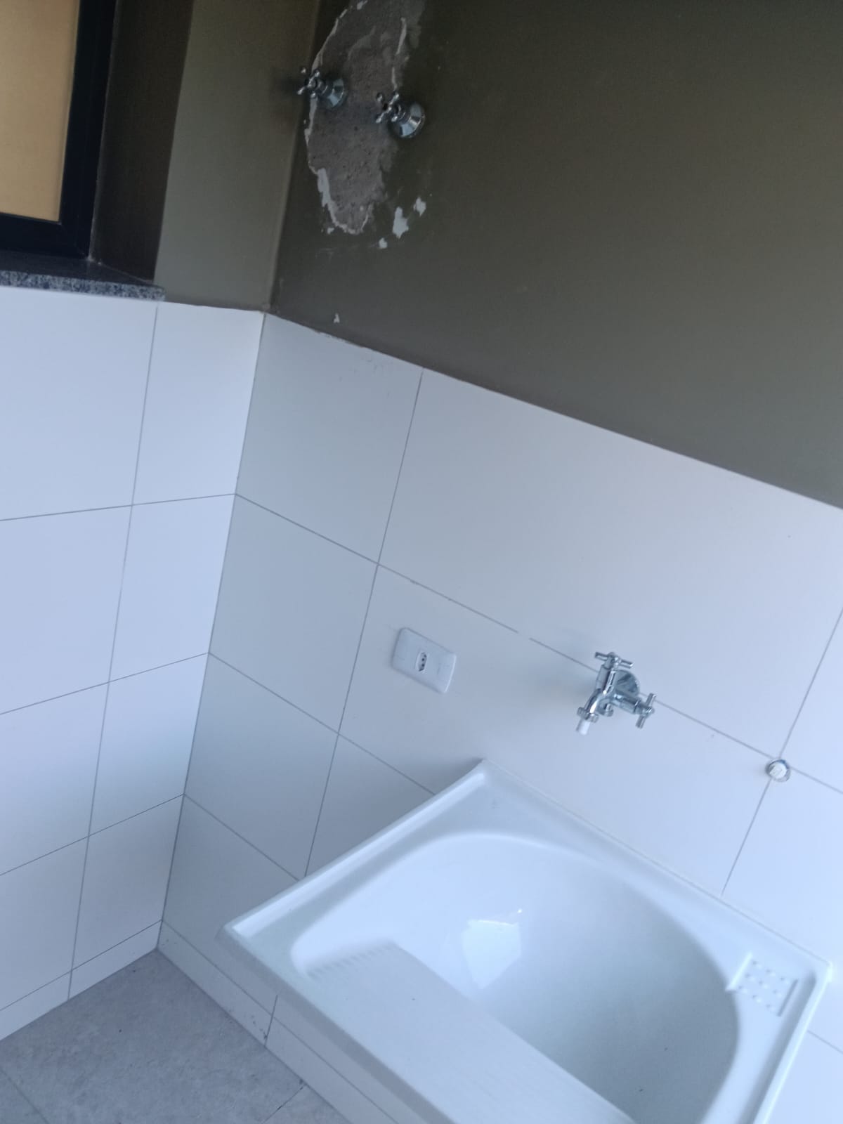 CAS261359 Sobrado Novo no Cibratel 2 Itanhaém – 02 Suítes com Piscina e Cascata