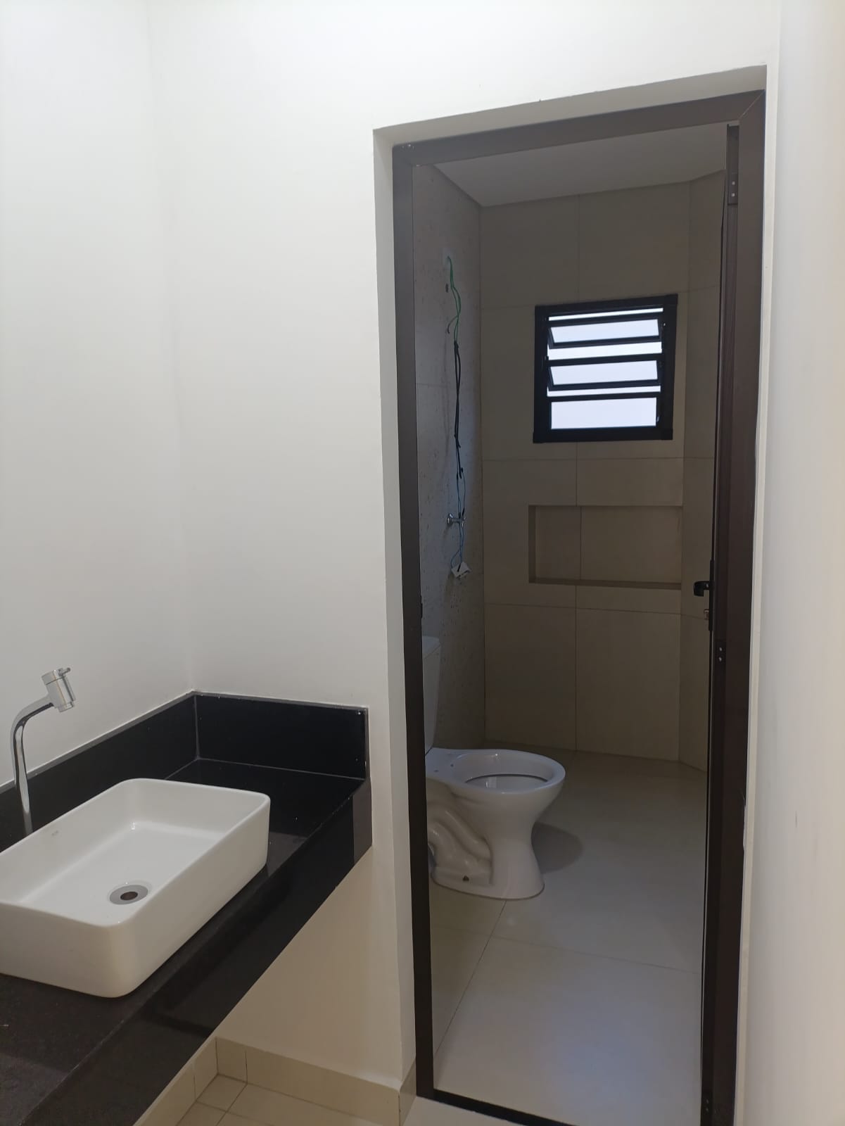 CAS261360 Sobrado Alto Padrão no Bopiranga Itanhaém – 04 Dormitórios Pé na Areia