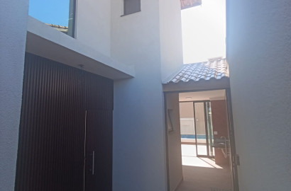 CAS261360 Sobrado Alto Padrão no Bopiranga Itanhaém – 04 Dormitórios Pé na Areia