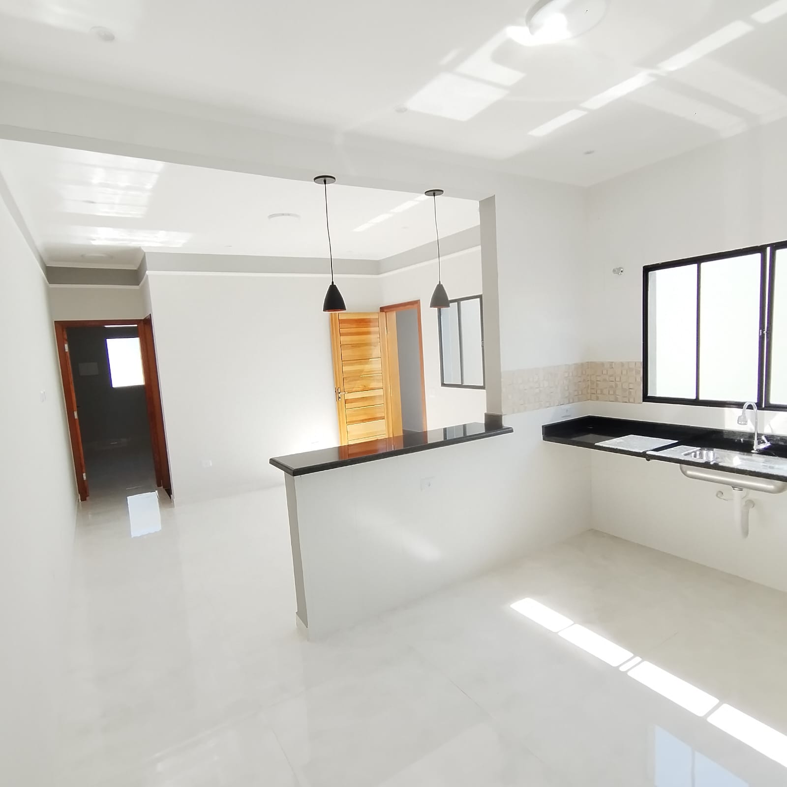 CAS261361 Casa Nova à Venda no Nova Itanhaém – 02 Dormitórios com Piscina