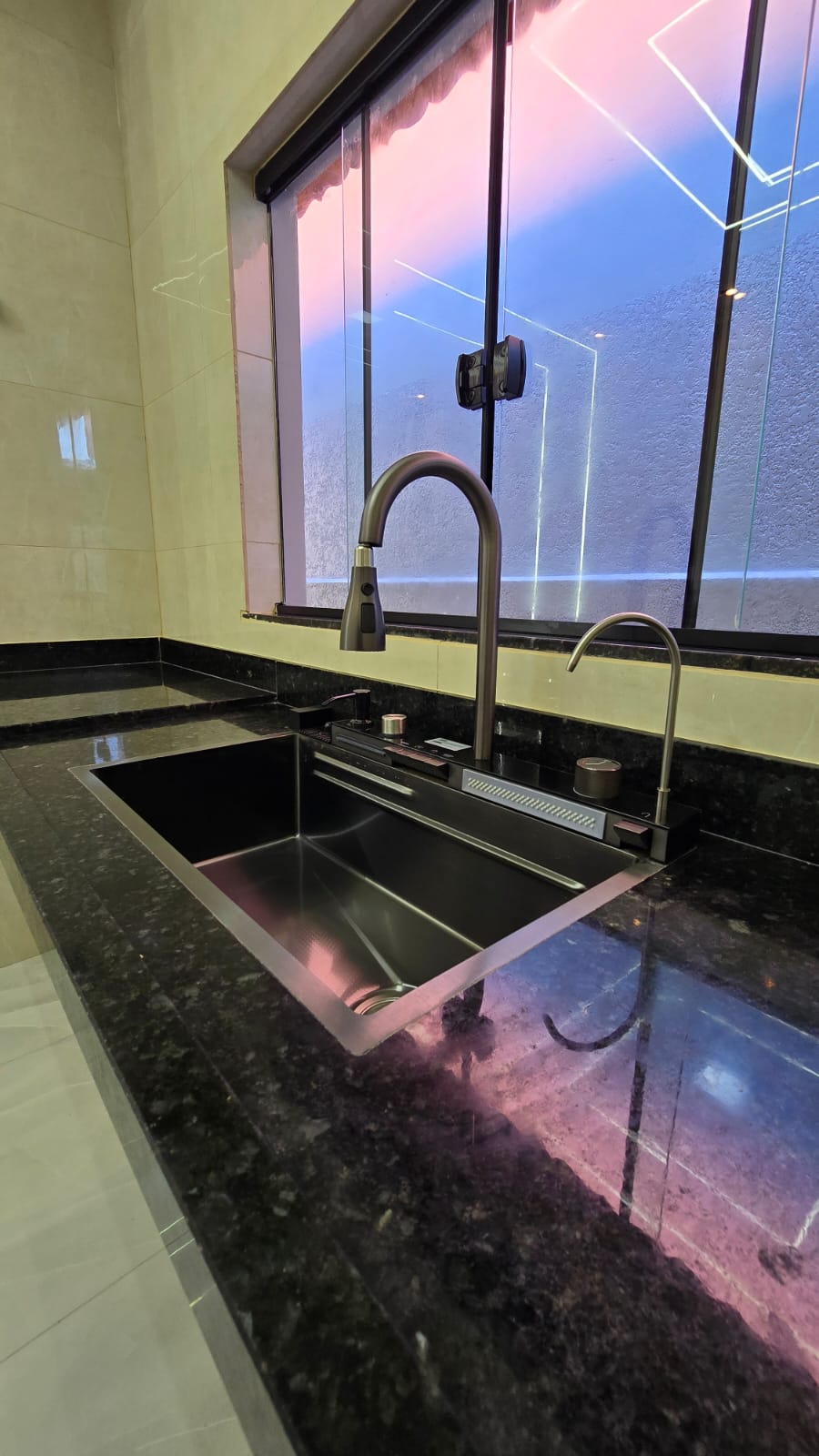 Casa Nova no Balneário Verde Mar Itanhaém – 02 Dormitórios com Piscina