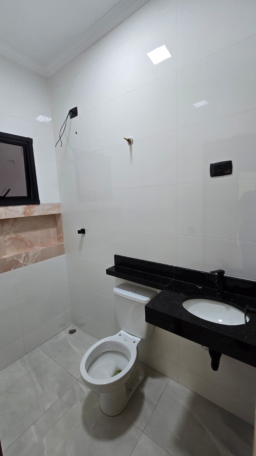 Casa Nova no Balneário Verde Mar Itanhaém – 02 Dormitórios com Piscina