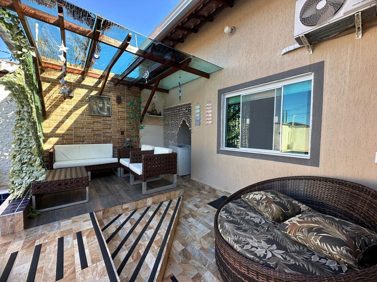 CAS261380 Casa Mobiliada à Venda em Itanhaém – 02 Dormitórios com Piscina de 9 Metros