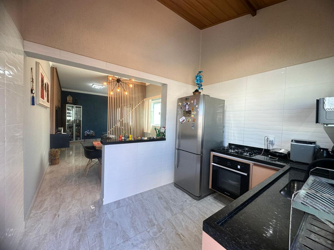 CAS261380 Casa Mobiliada à Venda em Itanhaém – 02 Dormitórios com Piscina de 9 Metros