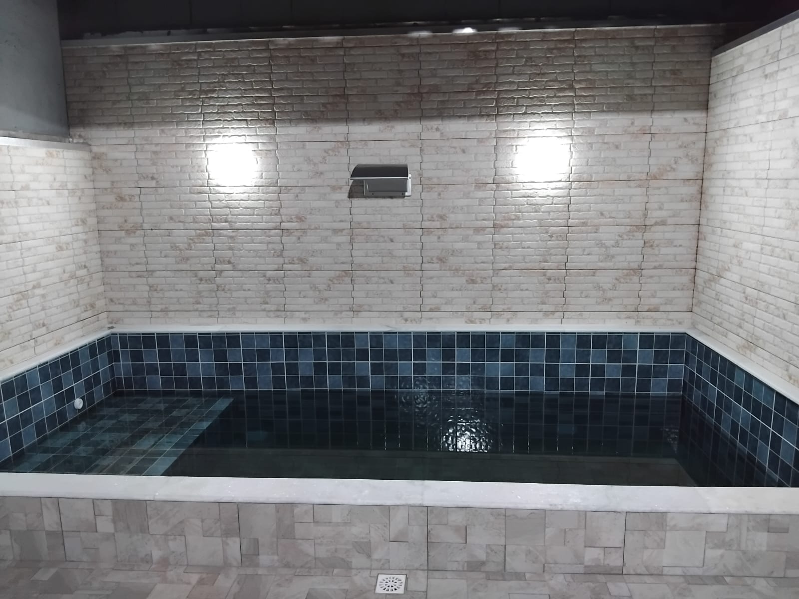 CAS261385 Casa Moderna com Piscina em Itanhaém – Desconto Exclusivo Esta Semana!