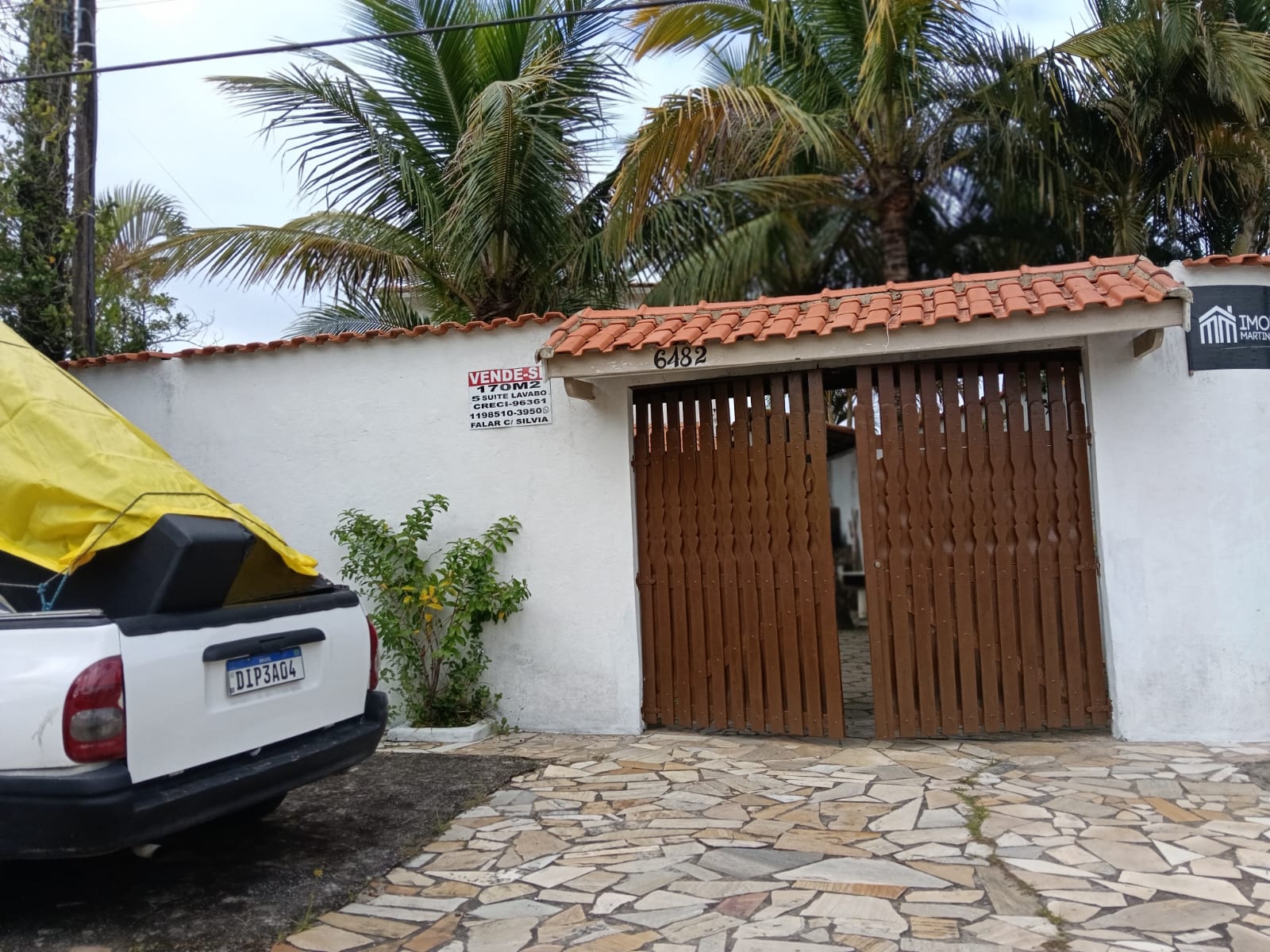 CAS261386 Casa de Alto Espaço em Itanhaém – 05 Suítes e 07 Vagas de Garagem