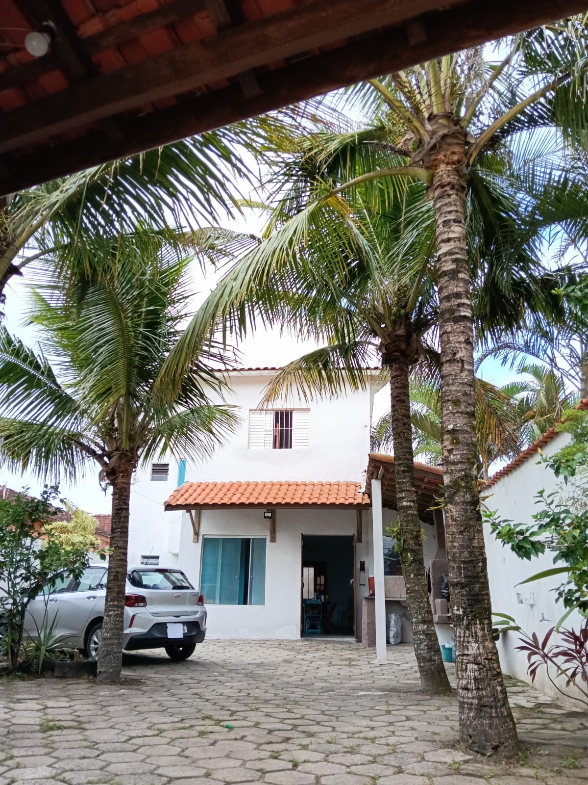 CAS261386 Casa de Alto Espaço em Itanhaém – 05 Suítes e 07 Vagas de Garagem