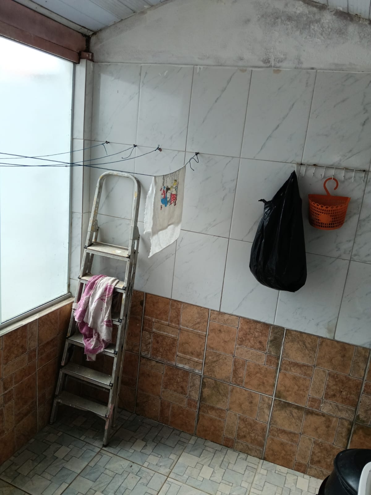 CAS261386 Casa de Alto Espaço em Itanhaém – 05 Suítes e 07 Vagas de Garagem