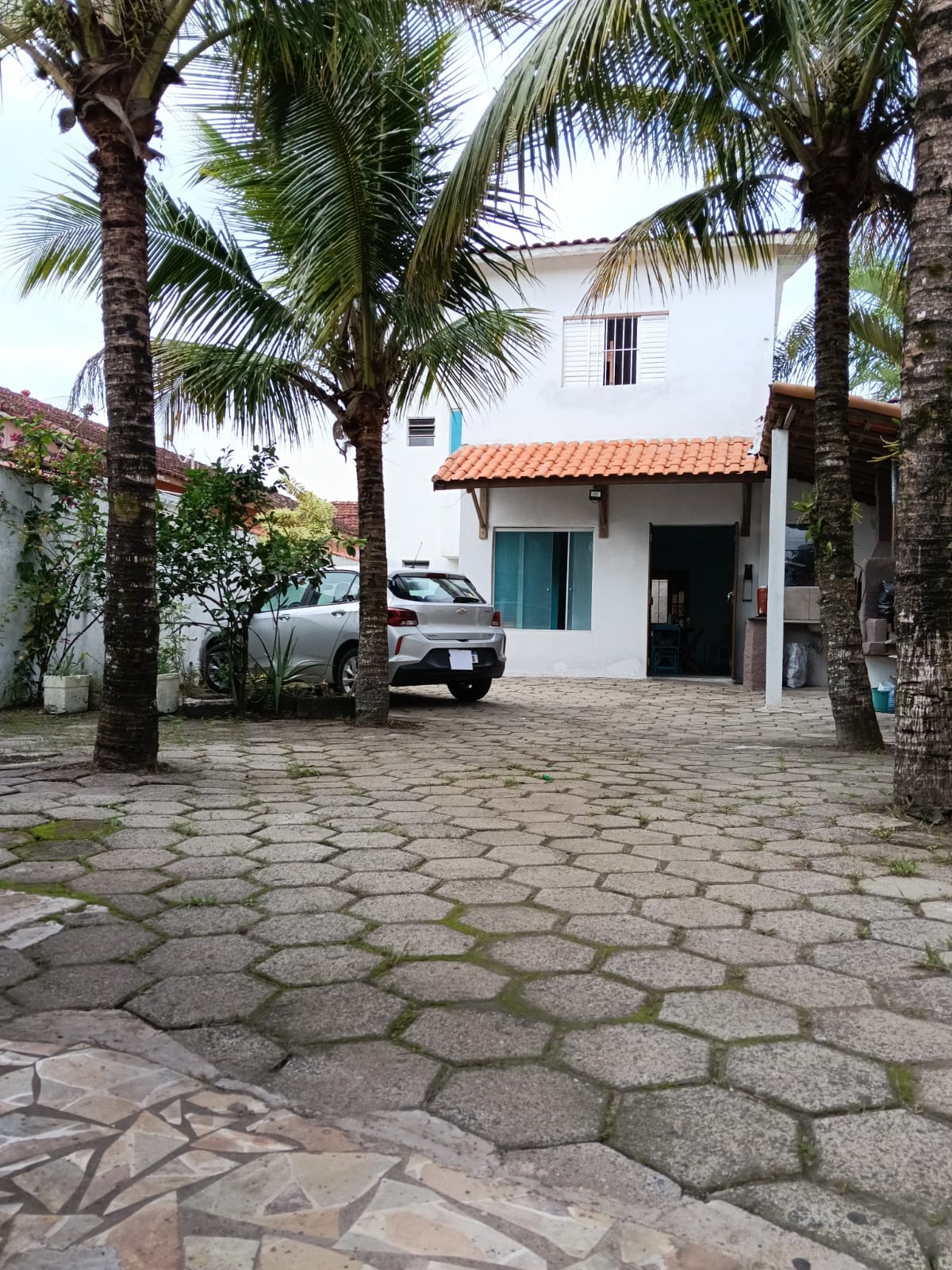 CAS261386 Casa de Alto Espaço em Itanhaém – 05 Suítes e 07 Vagas de Garagem