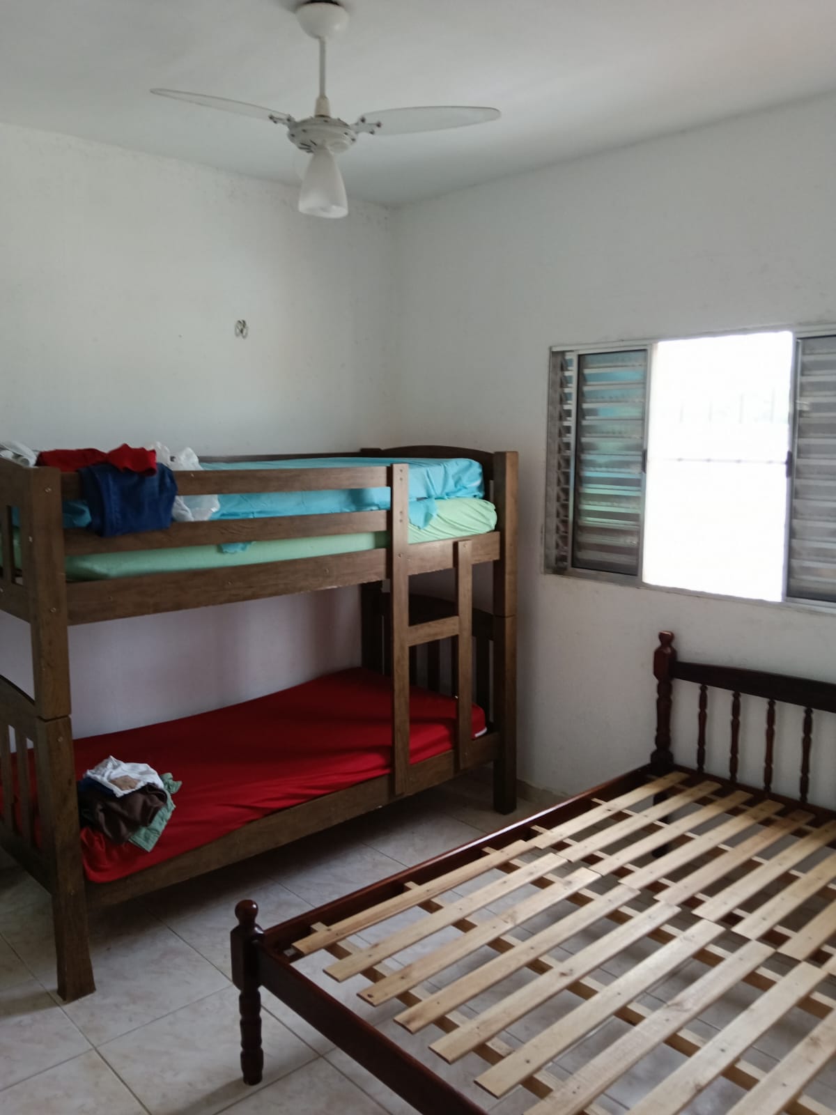 CAS261386 Casa de Alto Espaço em Itanhaém – 05 Suítes e 07 Vagas de Garagem
