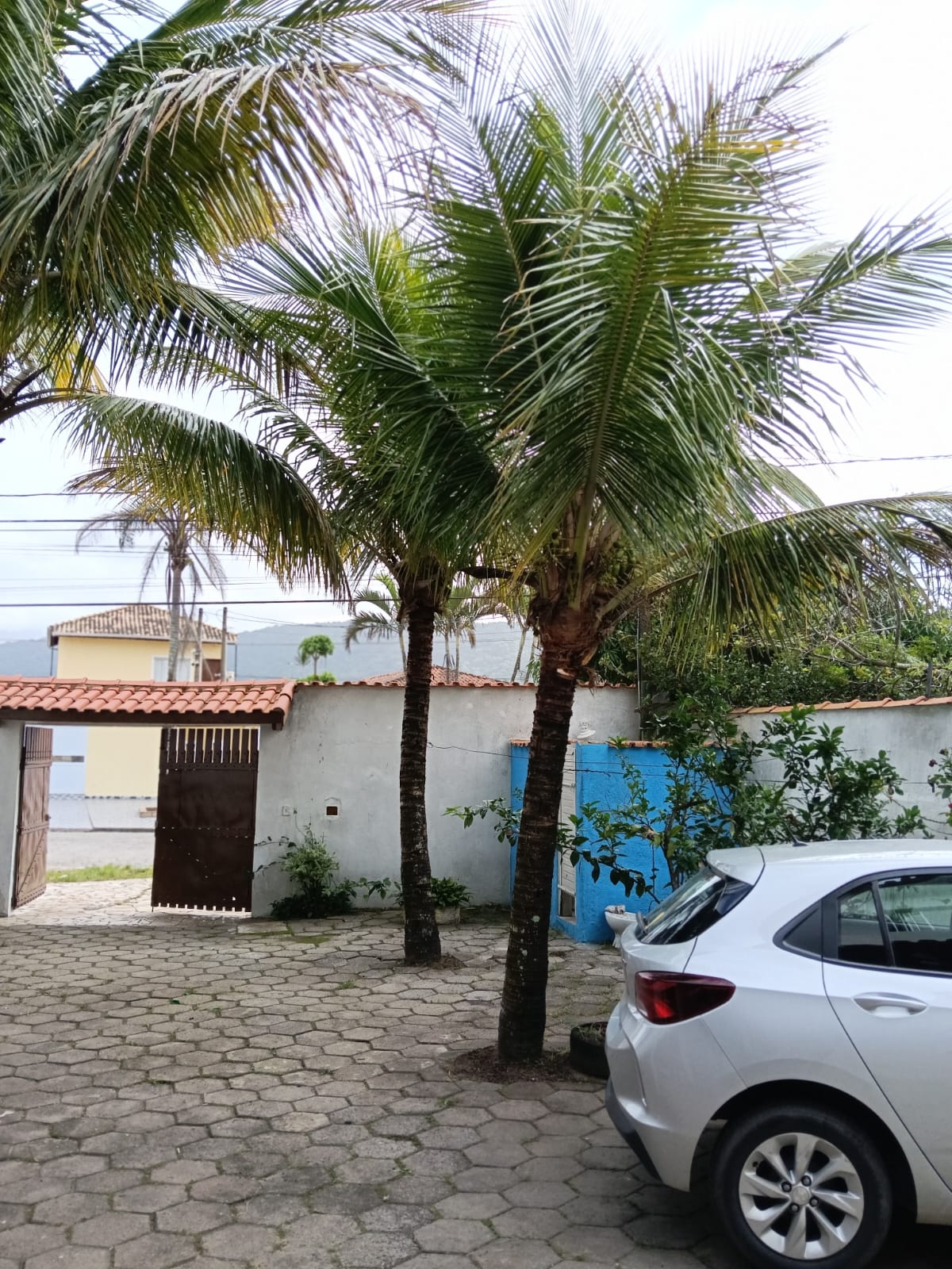 CAS261386 Casa de Alto Espaço em Itanhaém – 05 Suítes e 07 Vagas de Garagem