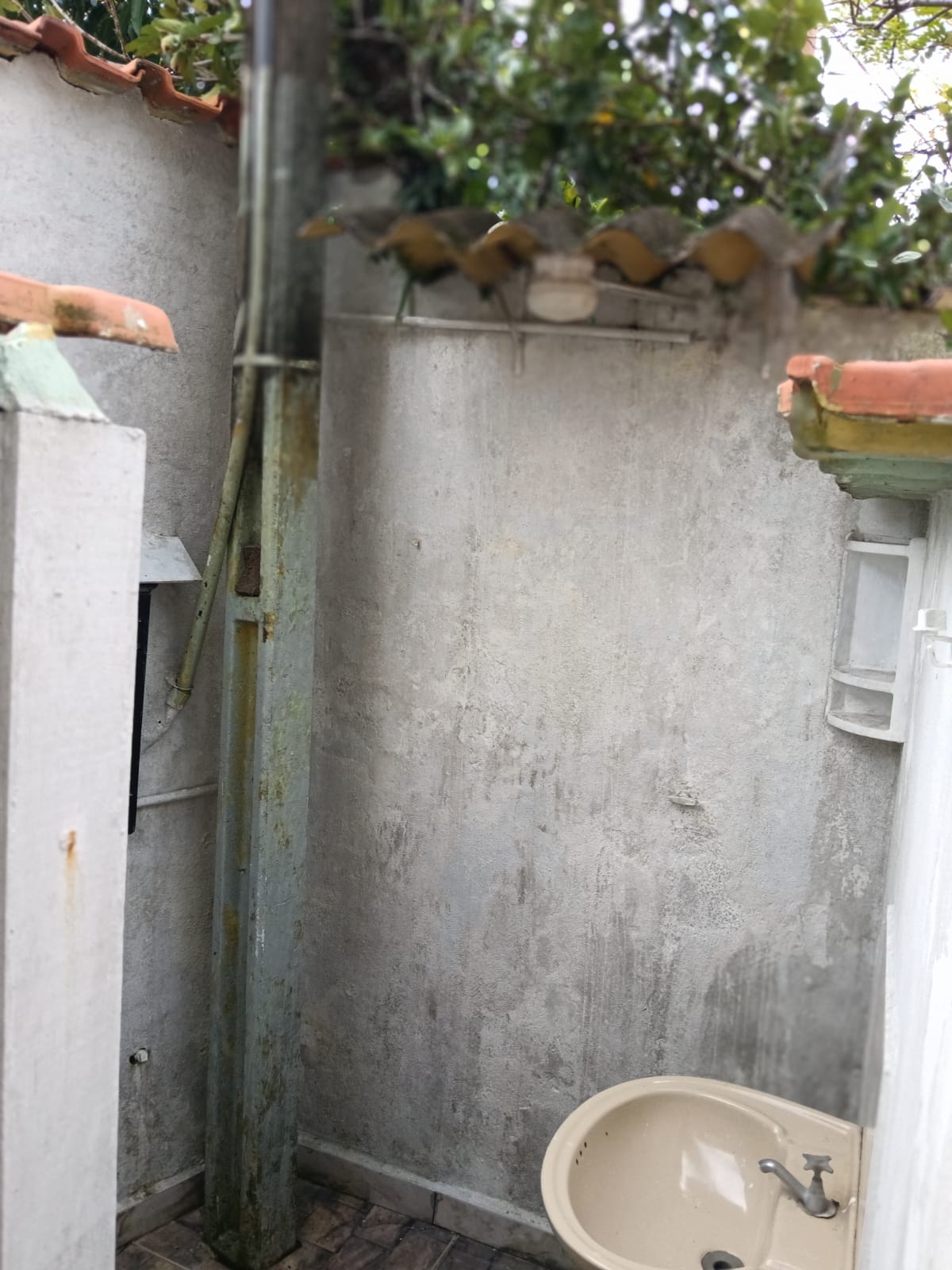 CAS261386 Casa de Alto Espaço em Itanhaém – 05 Suítes e 07 Vagas de Garagem