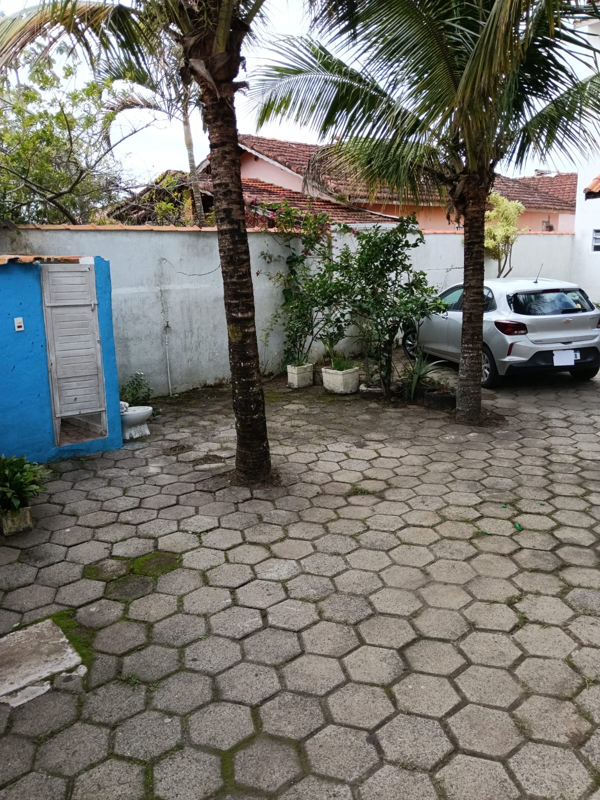 CAS261386 Casa de Alto Espaço em Itanhaém – 05 Suítes e 07 Vagas de Garagem