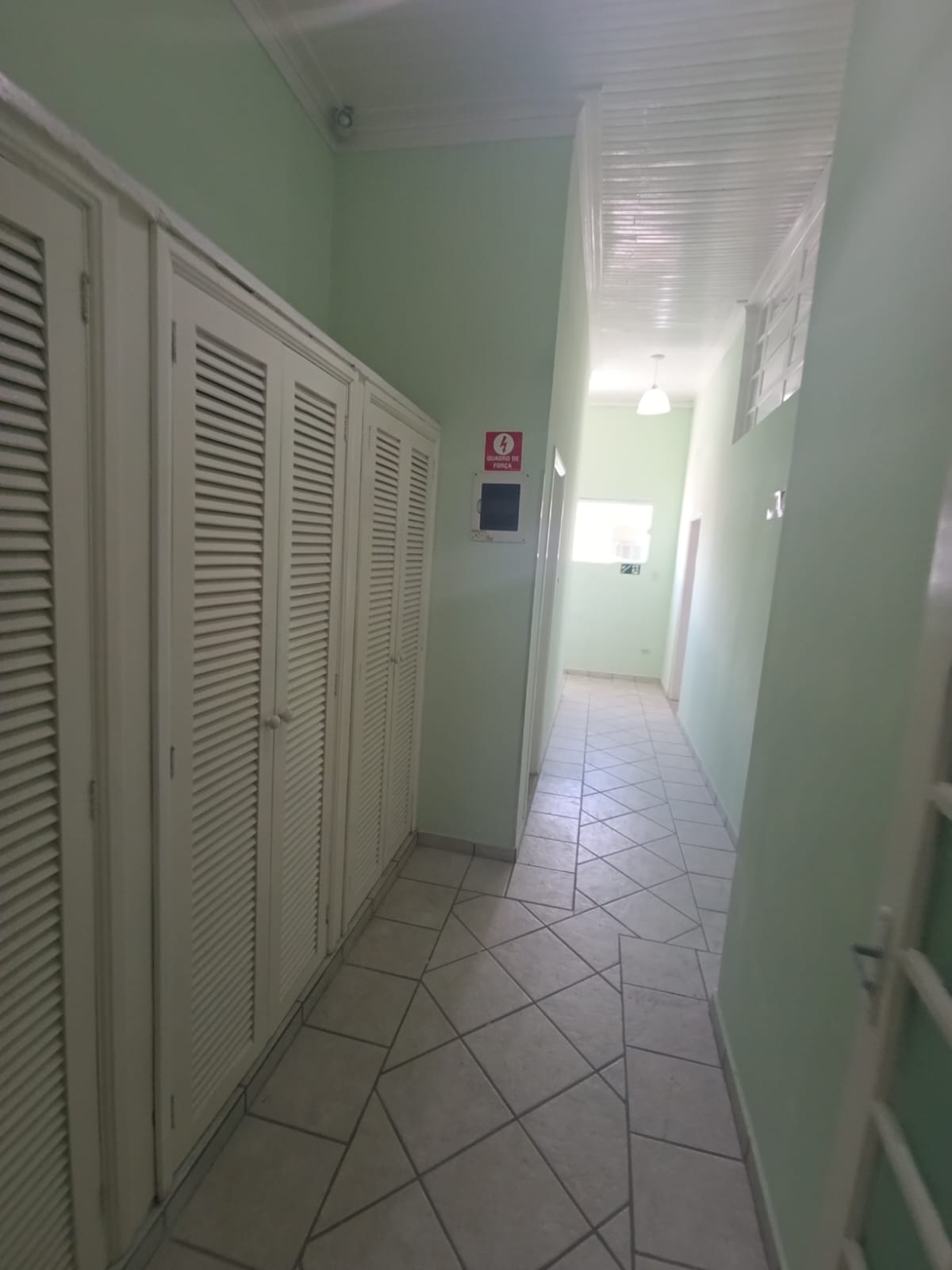 CAS261396 Hotel Pousada à Venda no Centro do Suarão Itanhaém – 24 Apartamentos e Piscina