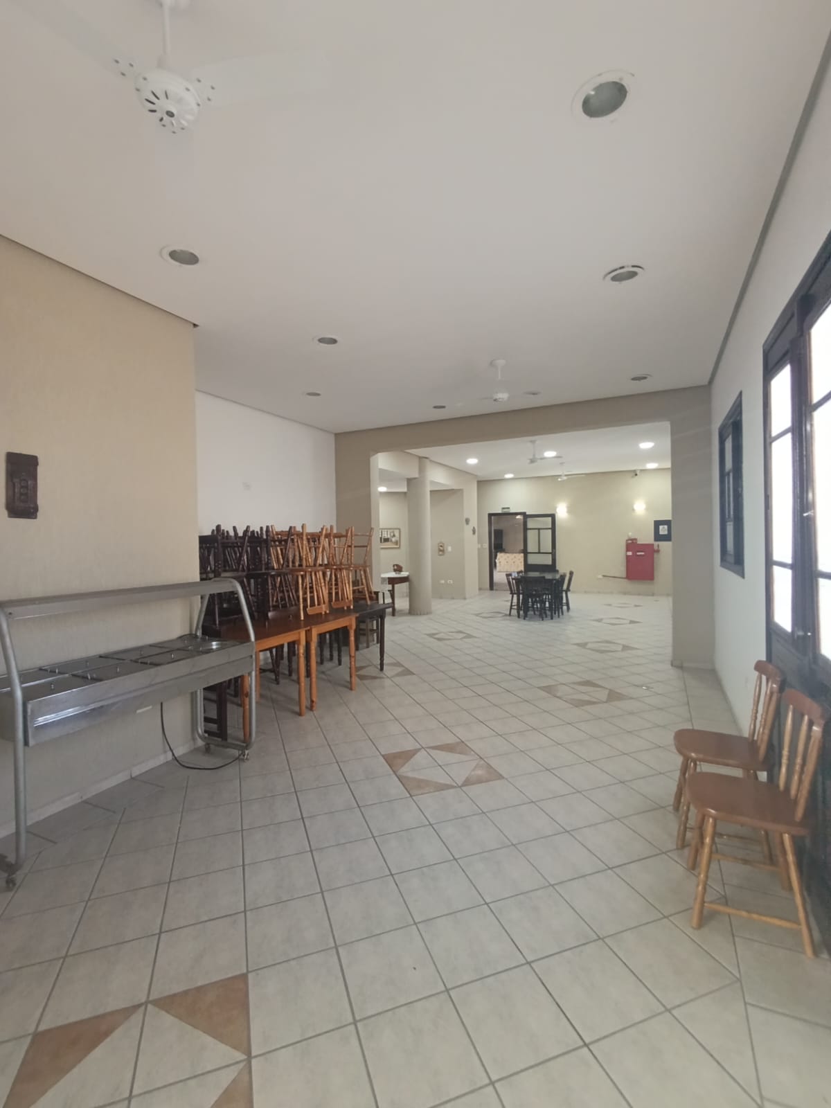 CAS261396 Hotel Pousada à Venda no Centro do Suarão Itanhaém – 24 Apartamentos e Piscina