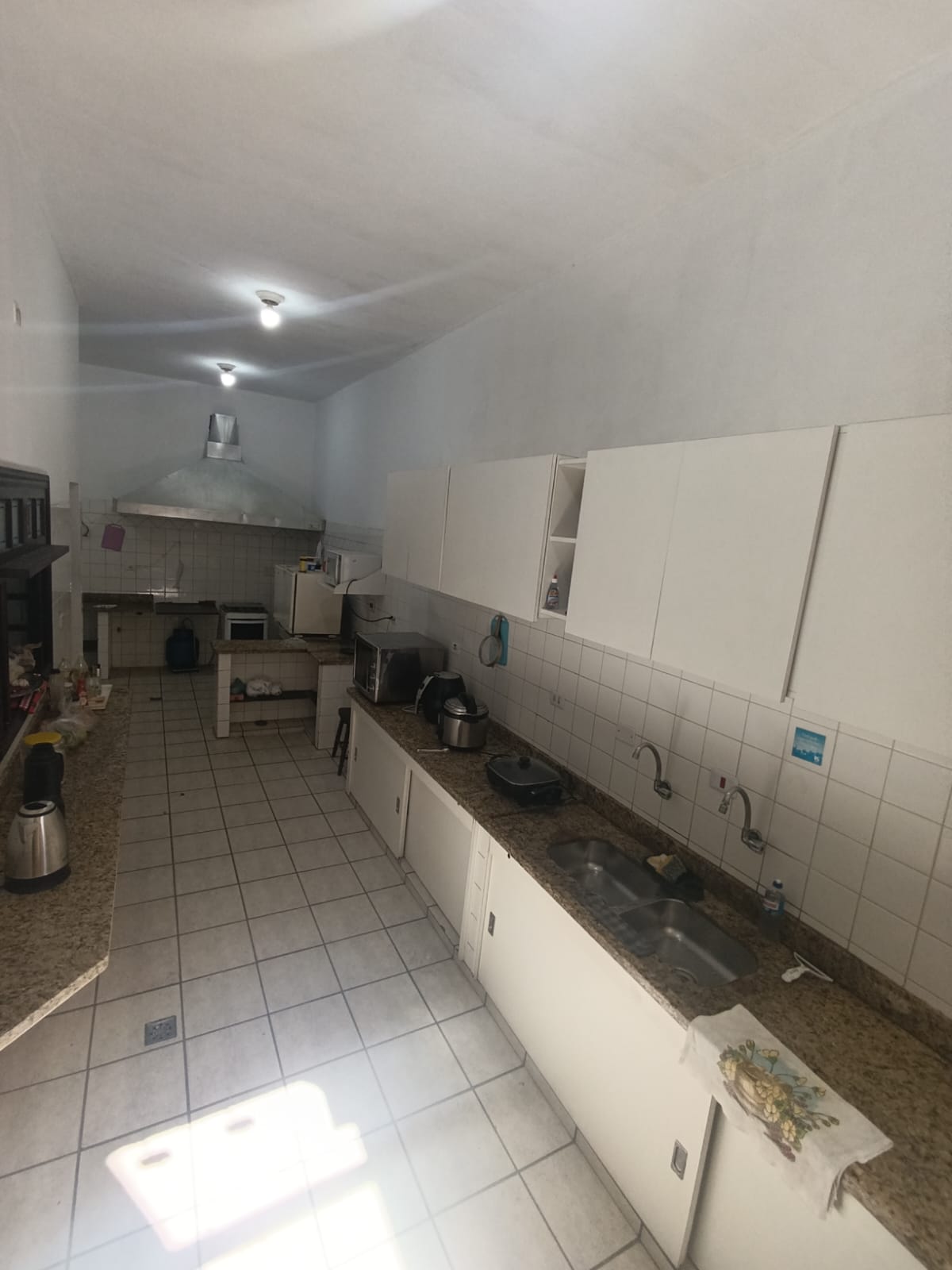 CAS261396 Hotel Pousada à Venda no Centro do Suarão Itanhaém – 24 Apartamentos e Piscina