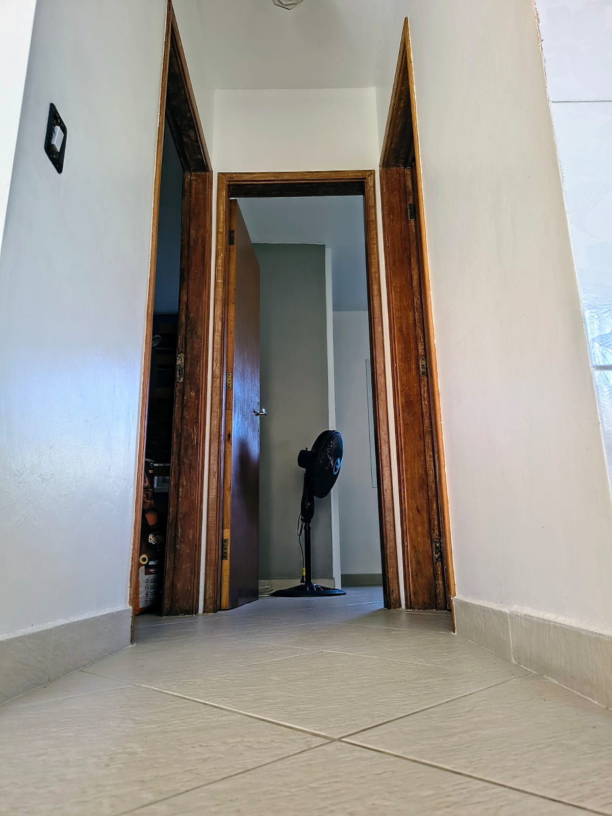 CAS261397 Casa Reformada no Satélite Itanhaém – 02 Dormitórios a 70m da Praia