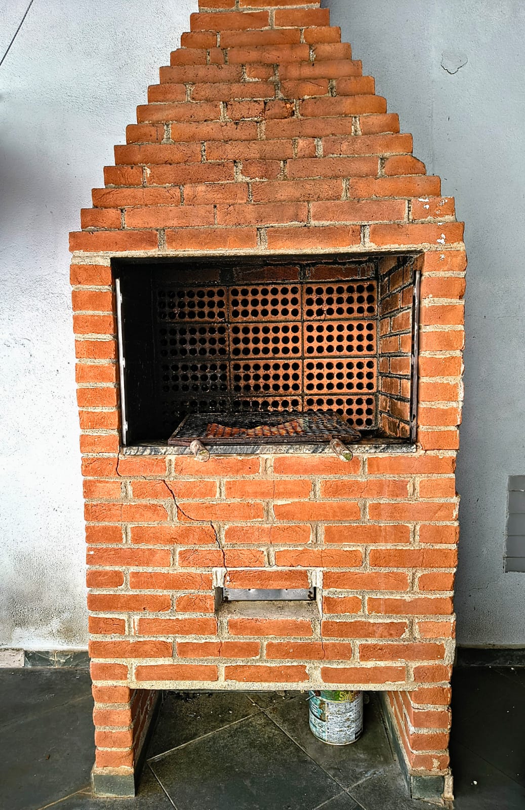 CAS261397 Casa Reformada no Satélite Itanhaém – 02 Dormitórios a 70m da Praia