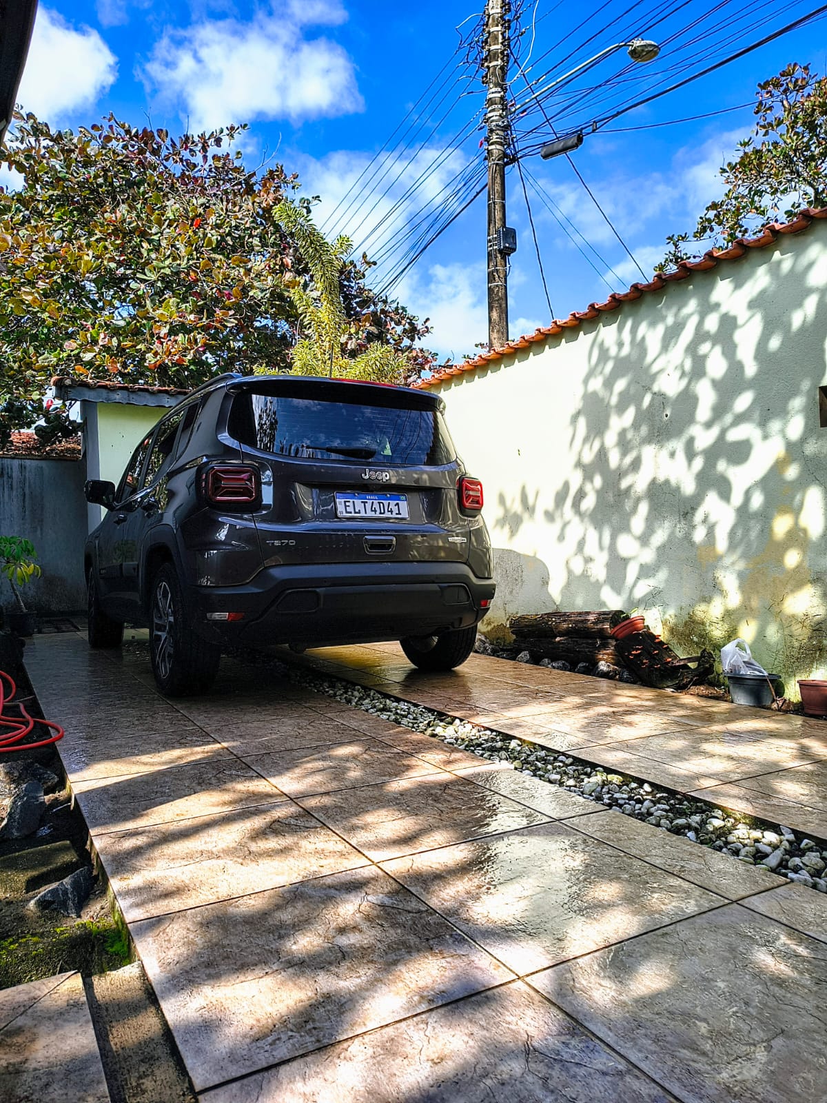 CAS261397 Casa Reformada no Satélite Itanhaém – 02 Dormitórios a 70m da Praia