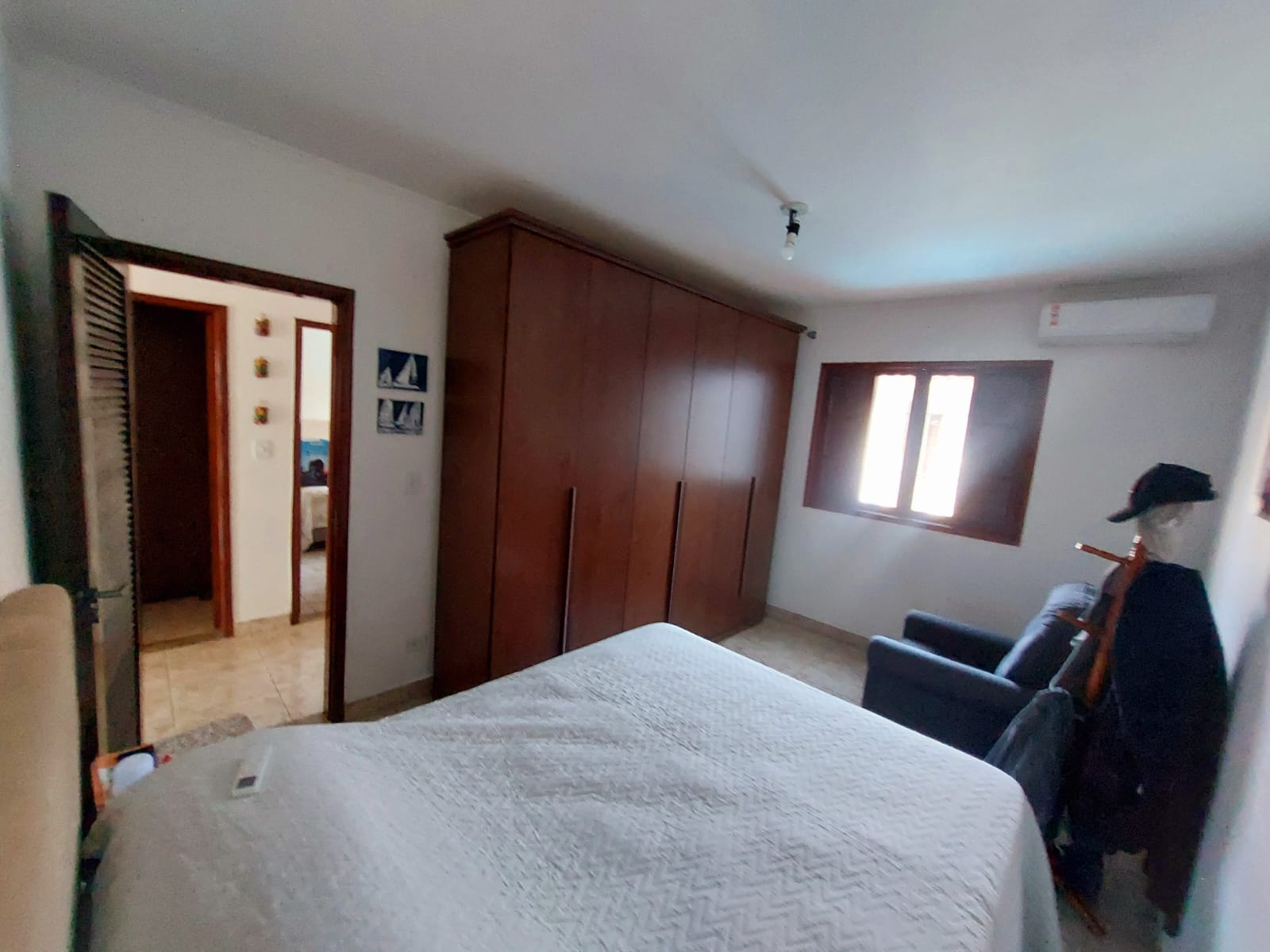 CAS261400 Casa Reformada com Piscina a 280m da Praia – Semimobiliada e com Edícula