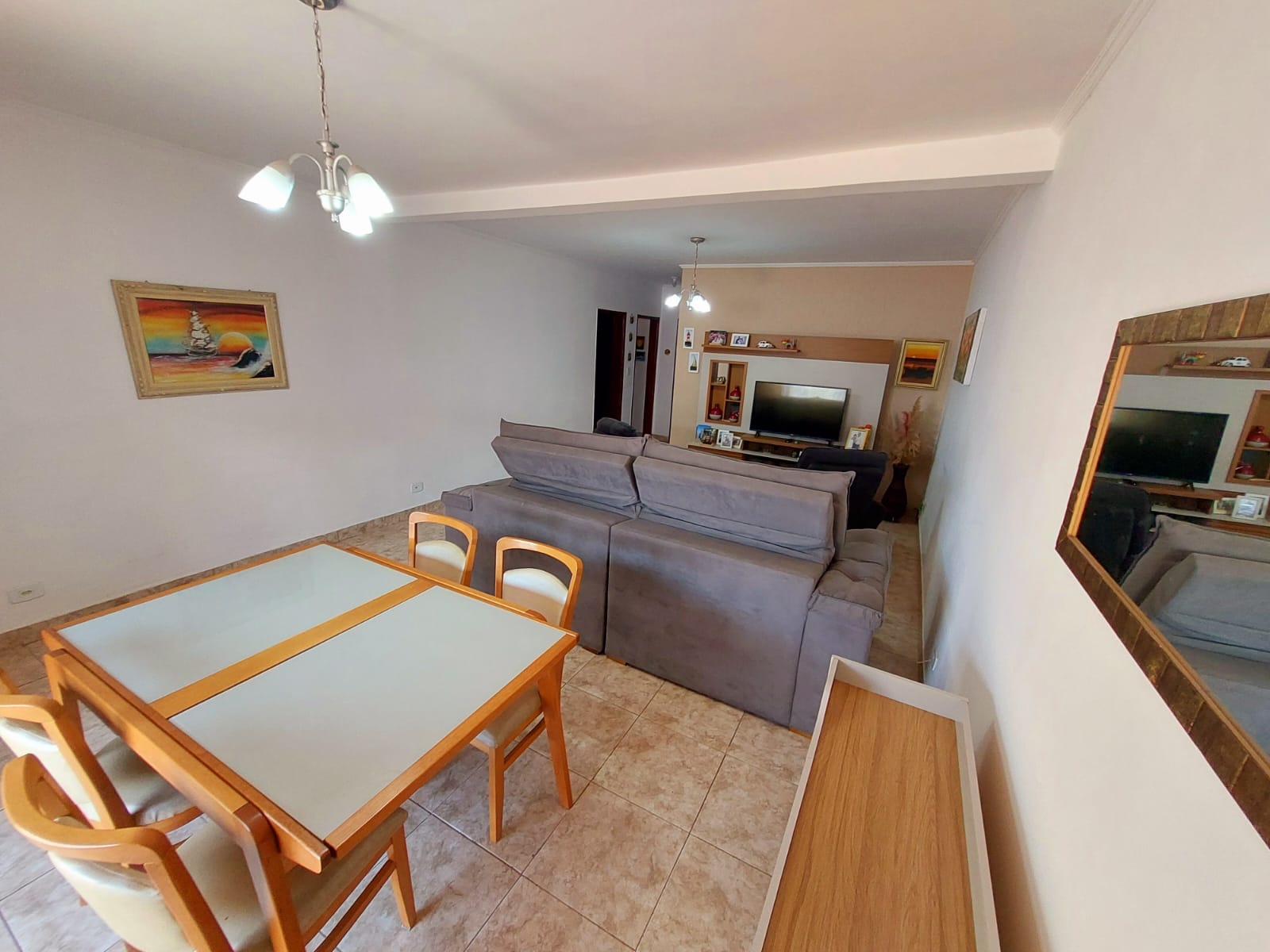 CAS261400 Casa Reformada com Piscina a 280m da Praia – Semimobiliada e com Edícula