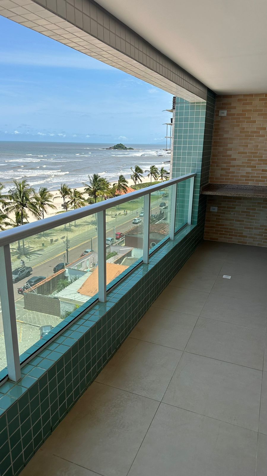 CAS261401 Apartamento Frente Mar no Condomínio Bella Vista – Andar Alto e 02 Dormitórios