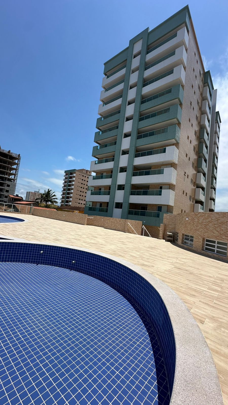 CAS261401 Apartamento Frente Mar no Condomínio Bella Vista – Andar Alto e 02 Dormitórios