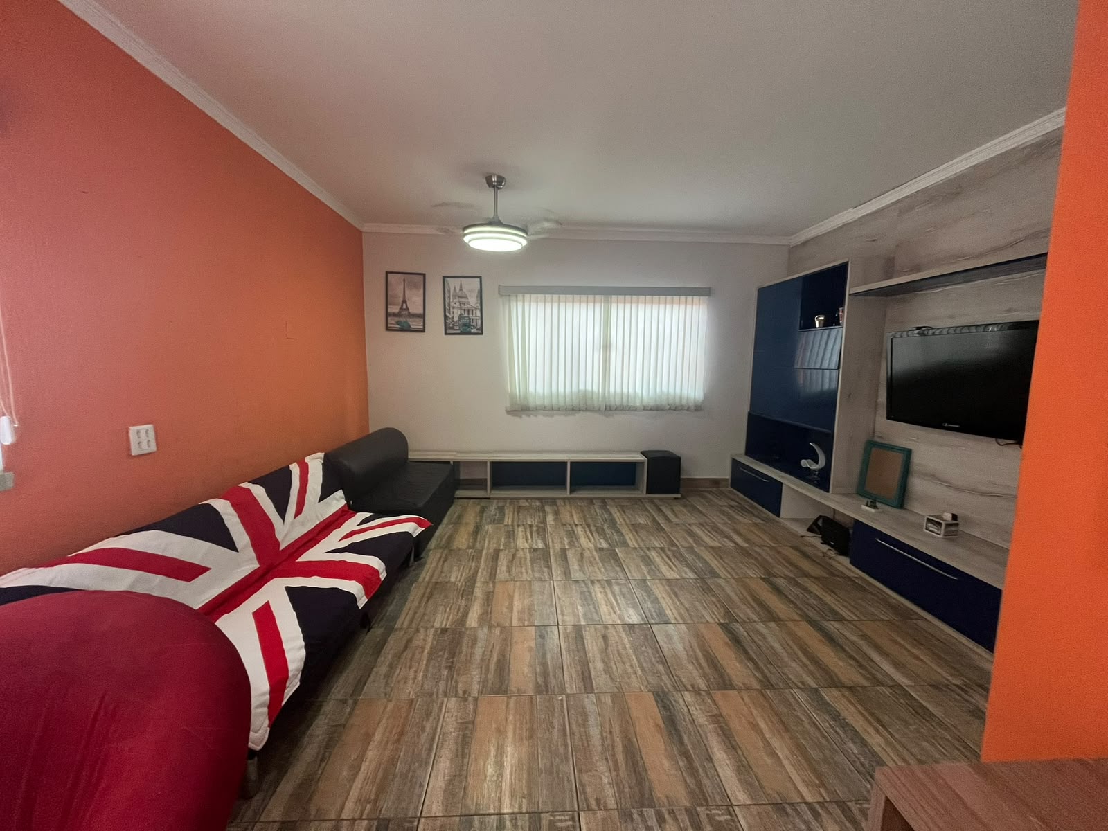 CAS261406 Casa Porteira Fechada nos Campos Elíseos Itanhaém – 05 Dormitórios com Piscina a 50m da Praia