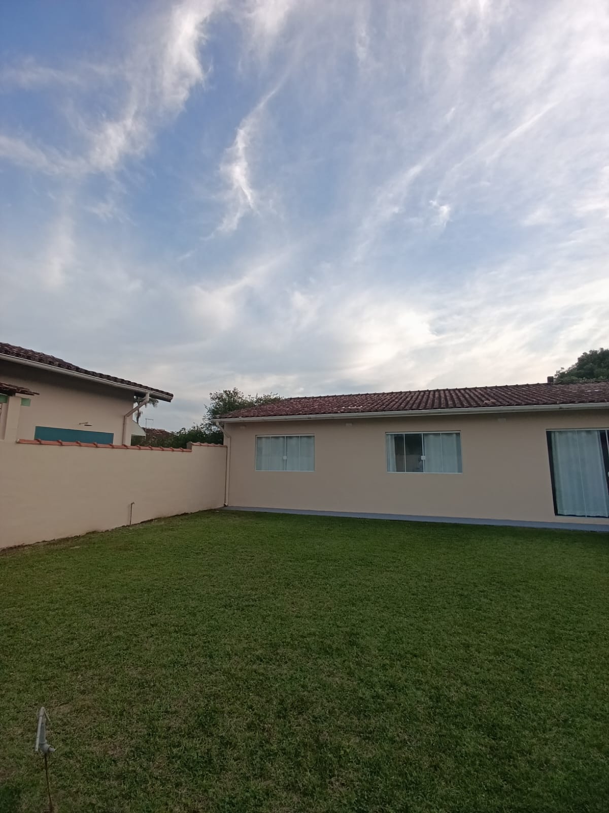 Casa Para Venda  em Suarão a 300 metros da Praia em Itanhaém, SP